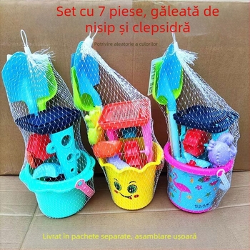 Set de jucării pentru plajă: găletuță, lopată, forme pentru nisip și clepsidră, pentru jocuri la malul mării