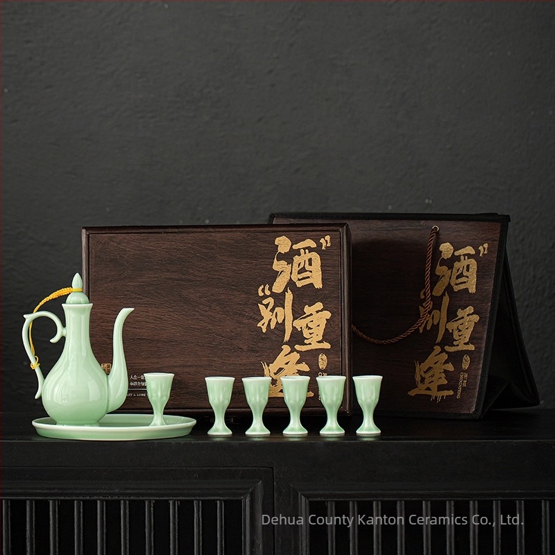Set de vin în stil chinezesc, cutie cadou premium, pahare din porțelan albe, design antic și dozator de vin, logo inclus