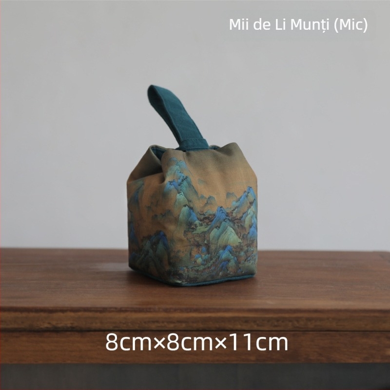 Set accesorii pentru ceremonia ceaiului: recipient de ceai din textil, ceașcă, ceainic, geantă de voiaj din țesătură, artă textilă cu motivul „Mii de râuri și munți”, Stil Nou Chinezesc