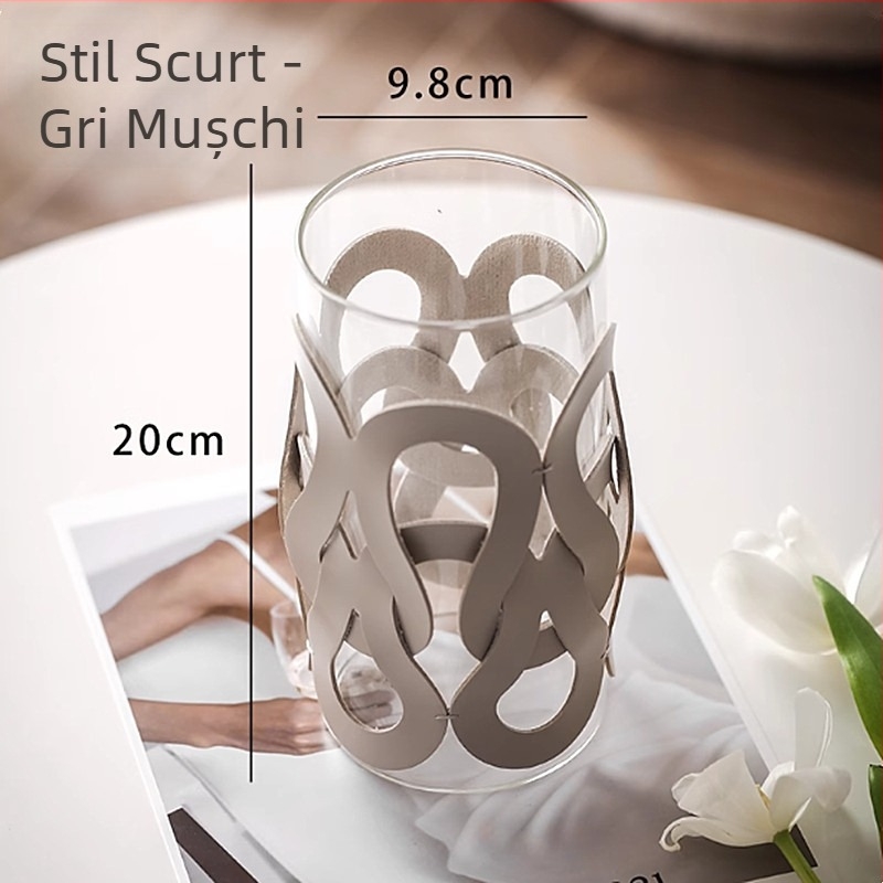 Capac din piele pentru pahar din sticlă — design modern, lucrat manual, artă pentru casă, model pătrat quiltat cu decupaje