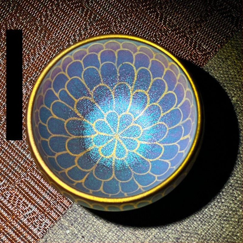 Cană de ceai Jian Zhan cu lotus multicolor, placată cu aur, în cutie cadou