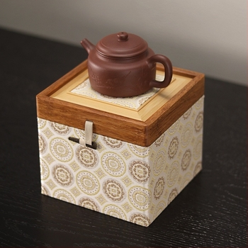 Cutie cadou în stil chinezesc nou cu țesătură din bambus și brocart pentru ceainicul Jian Zhan și ceainic din lut purpuriu – set Gongfu de ceai cu cutie de depozitare brocartată