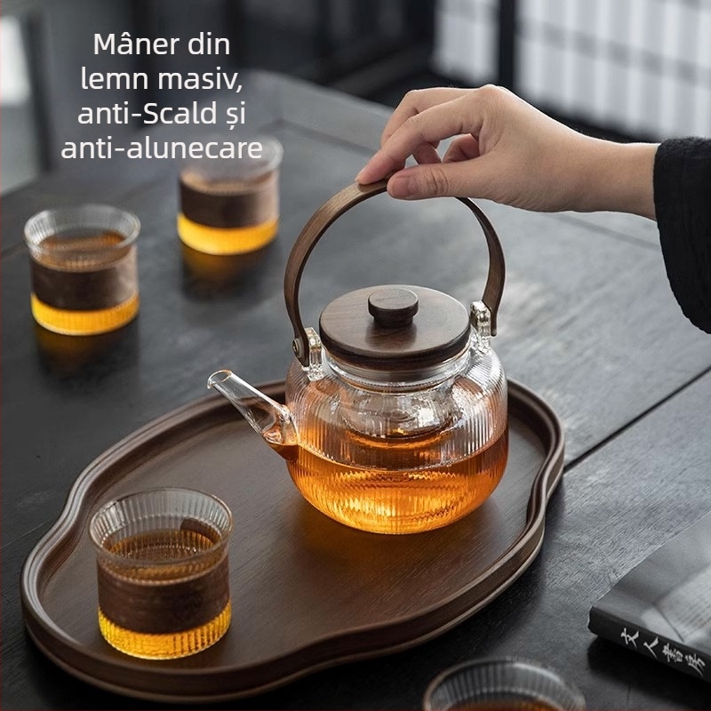 Ceainic din sticlă borosilicată înaltă, cu dungi verticale, capac din lemn de nuc, culoare cenușiu fumuriu, rezistent la temperaturi înalte