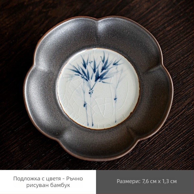 Suport ceramic pentru ceașcă de ceai, cu motive de prun, orhidee, bambus și crizantemă; izolație cu glazură ruginiu pentru ceremonia ceaiului