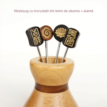 Scobitori din lemn masiv cu animale în stil desene animate, mahon cu inserții din alamă, pentru fructe, cocktail și desert