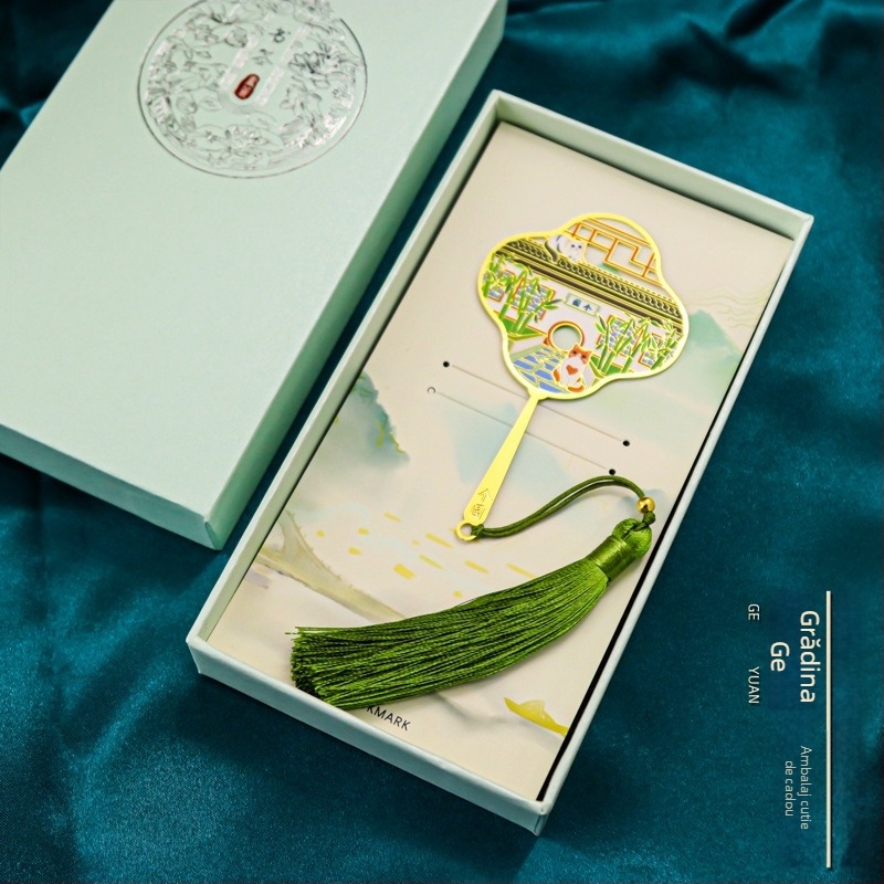 Semn de carte metalic, în formă de evantai, cu model perforat, stil chinezesc, inspirație Yangzhou, design proaspăt și minimalist, cadou de Ziua Profesorului în stil antic