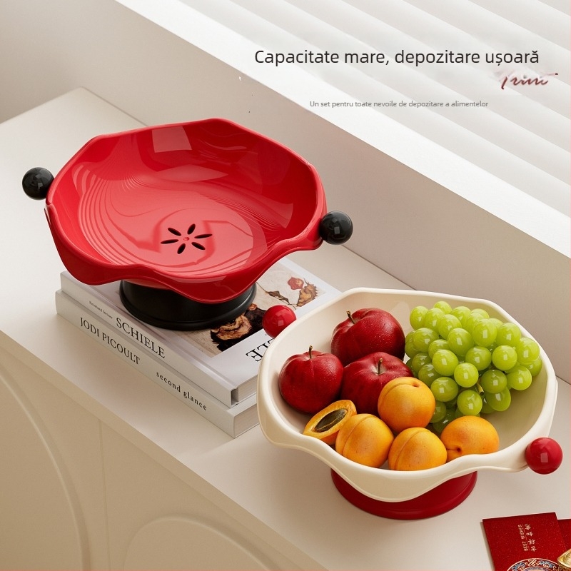 Dopamine platou de fructe cu o notă de lux discret și senzație de înaltă calitate, cu gustări, nuci, bomboane și fructe uscate pentru măsuța de cafea din living — platou de fructe de Anul Nou.