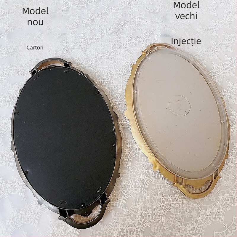 Platou alb cu oglindă în stil franțuzesc, tavă de ceai vintage cu suprafață reliefată, accente roz și detalii aurii, accesorii pentru fotografiat bijuterii