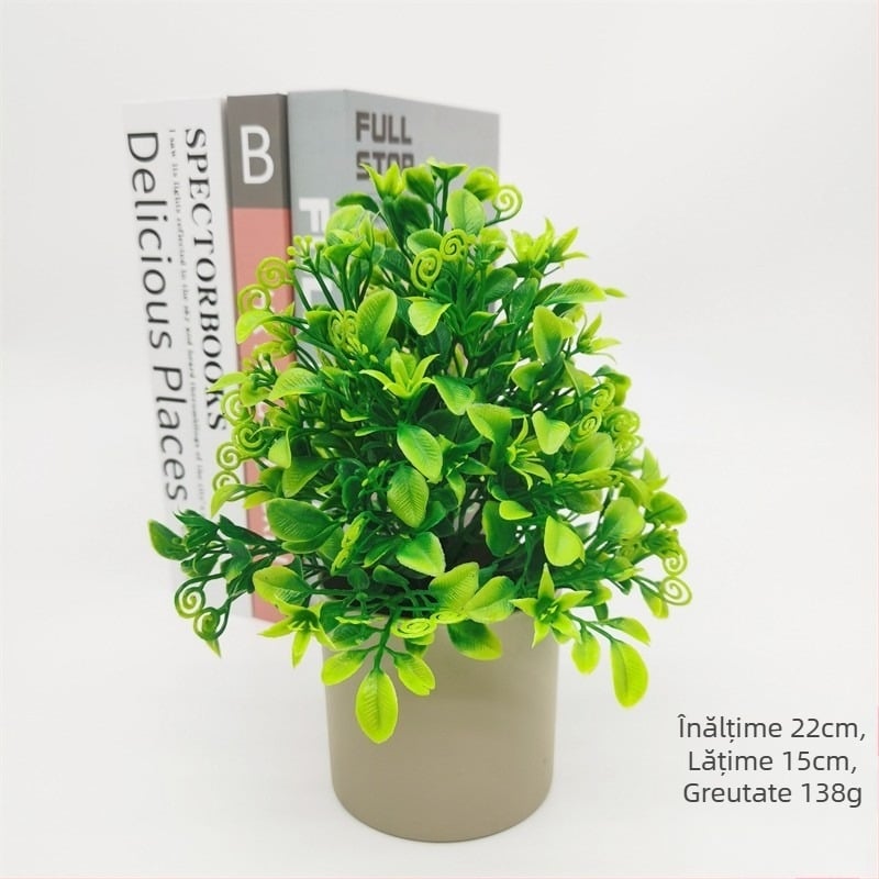 Plantă artificială într-un ghiveci din plastic, decor pentru casă sau birou