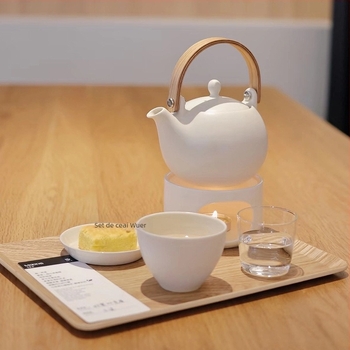 Set ceramic de ceainic în stil chinezesc modern pentru ceremonia ceaiului – porțelan alb, glazură mată, include ceainic, ceașcă și tavă pentru ceai