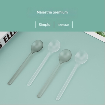 Lingură de unică folosință din plastic, cu suprafață mată și îngroșată, mâner lung și cap rotund, ambalată individual