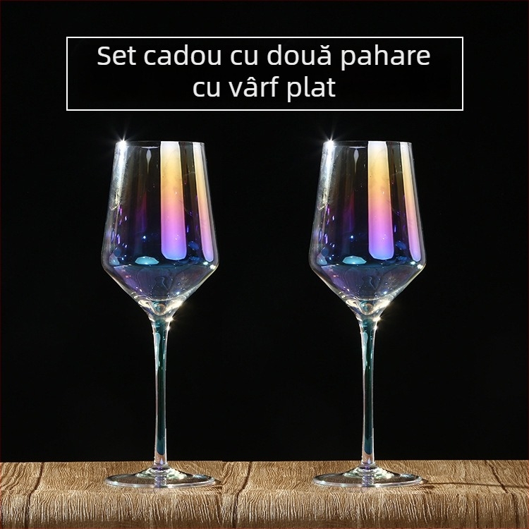 Set de pahare din cristal colorat pentru vin roșu, cu decantor în formă de harpă și pahare cu picior înalt.