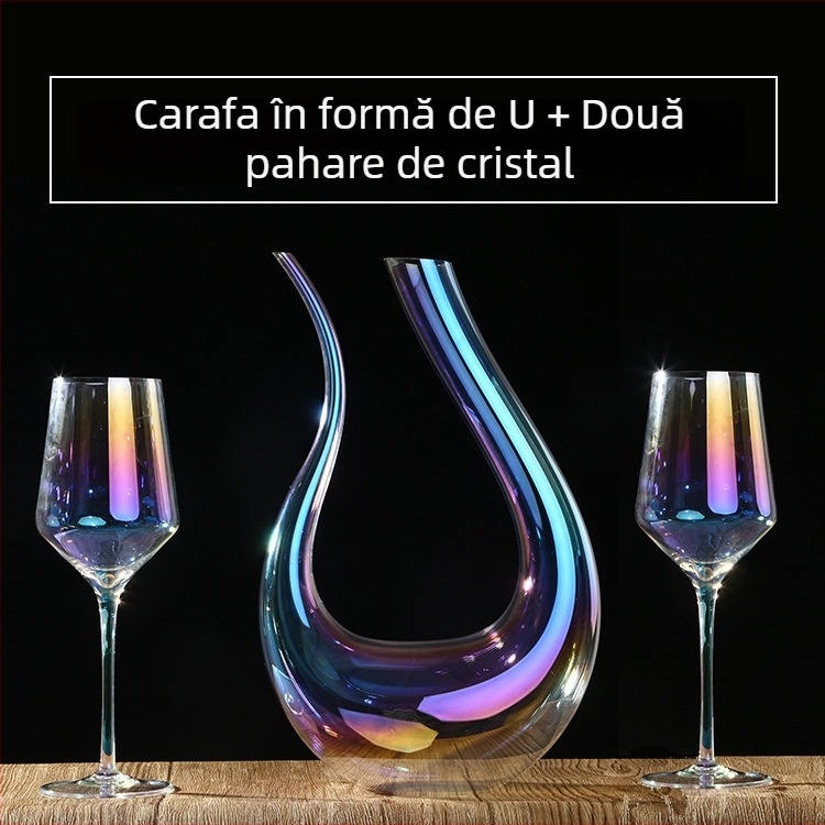 Set de pahare din cristal colorat pentru vin roșu, cu decantor în formă de harpă și pahare cu picior înalt.