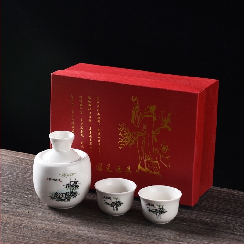 Set ceramic de vin cu o mică oală încălzită, distribuător de băuturi și cupe pentru vin galben – logo personalizabil