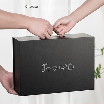 Set portabil pentru cafea la filtru prin infuzie — kit complet cu râșniță, ceașcă, filtre, linguriță de măsurare și ceainic de turnare