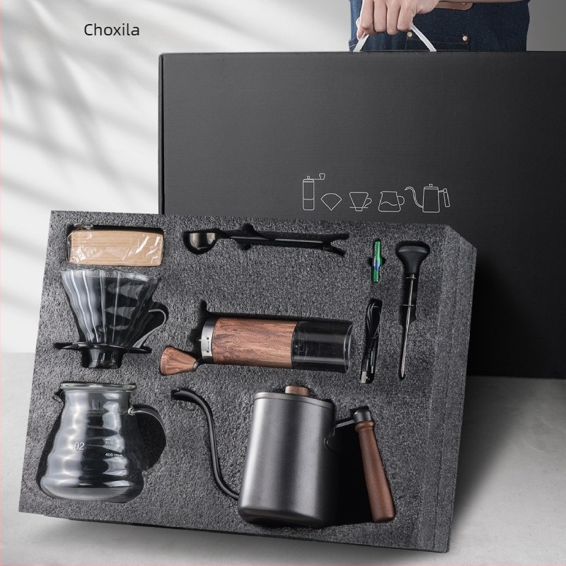 Set portabil pentru cafea la filtru prin infuzie — kit complet cu râșniță, ceașcă, filtre, linguriță de măsurare și ceainic de turnare