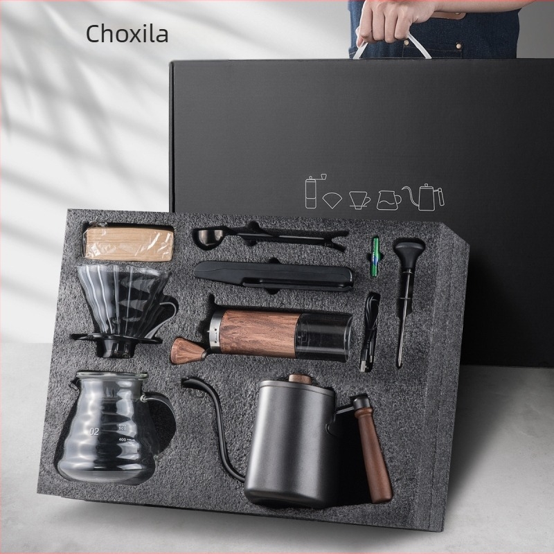 Set portabil pentru cafea la filtru prin infuzie — kit complet cu râșniță, ceașcă, filtre, linguriță de măsurare și ceainic de turnare
