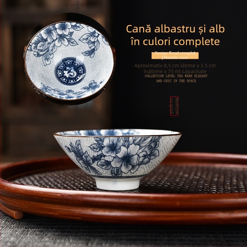 Cești de ceai din porțelan albastru-alb, dinastiile Tang și Song, în stil palat