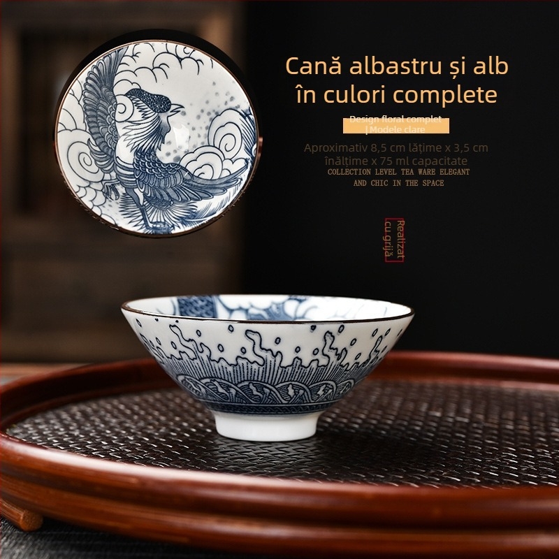 Cești de ceai din porțelan albastru-alb, dinastiile Tang și Song, în stil palat