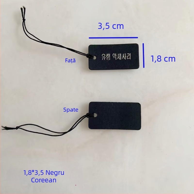 Etichetă de preț goală pentru bijuterii cu șnur elastic, etichetă mică de agățat pentru accesorii de păr negre, etichetă de preț scrisă de mână în limba coreeană.