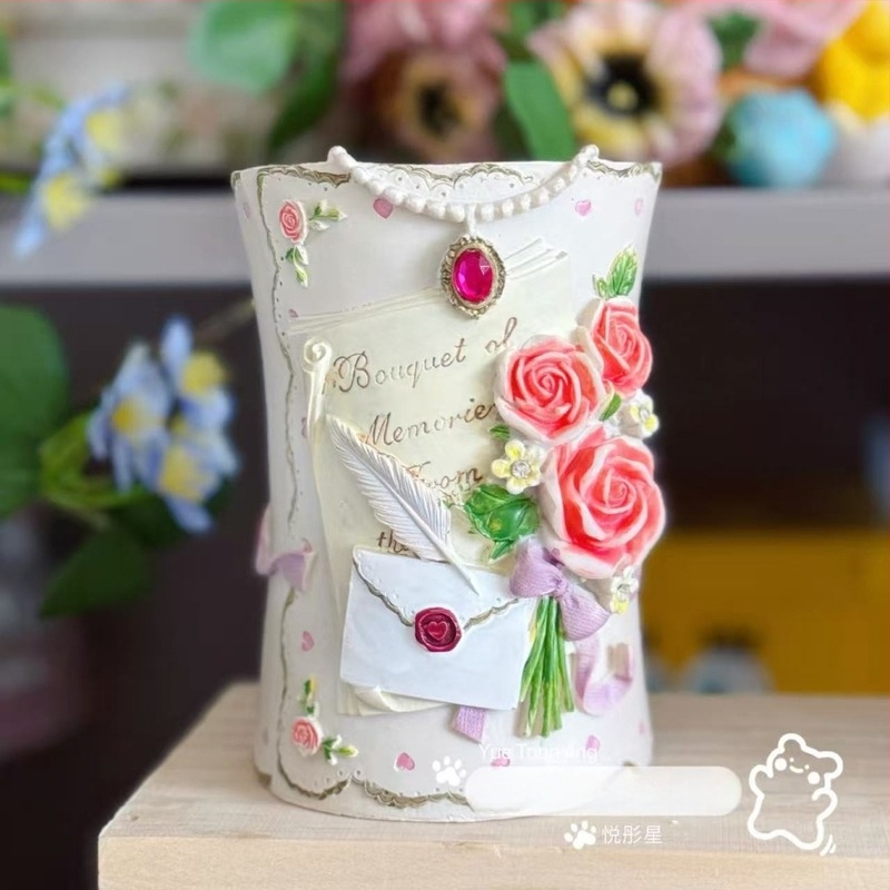 Nou DIY suport pentru pixuri gravat cu flori și păpușă din ipsos aromată - colorare, ornament creativ de artizanat