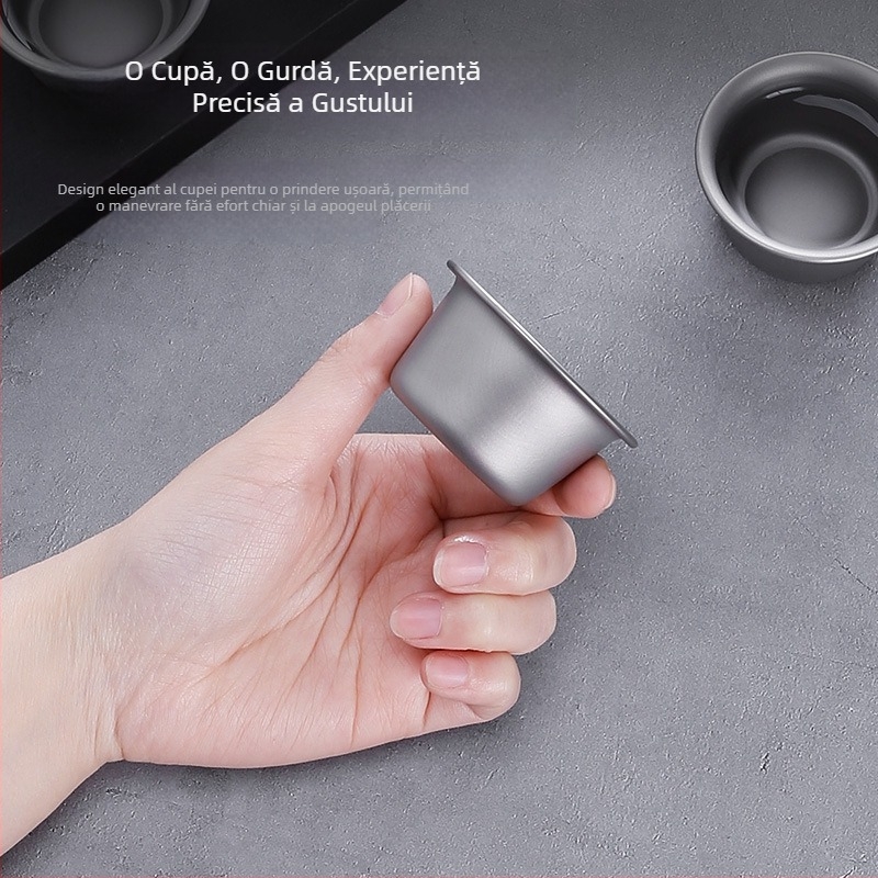 Set de ceai din titan pur pentru exterior: ceașcă mică de vin cu un singur strat și set Kung Fu