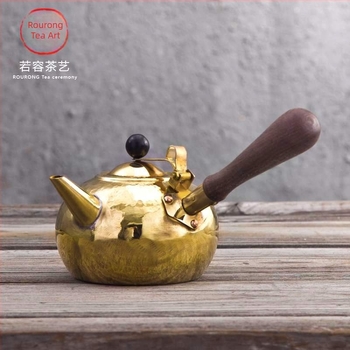 Ceainic cupru Ruorong Tea Art, handmade, mâner lateral, finisaj cupru antic, dimensiune mică japoneză