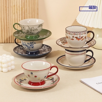 Shunxiang set ceramic pentru cafea cu ceașcă și farfurioară, în cutie cadou, ceașcă ceramică personală, design vintage pentru femei