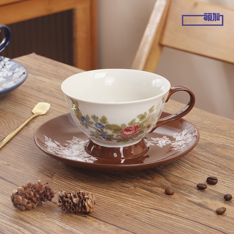 Shunxiang set ceramic pentru cafea cu ceașcă și farfurioară, în cutie cadou, ceașcă ceramică personală, design vintage pentru femei