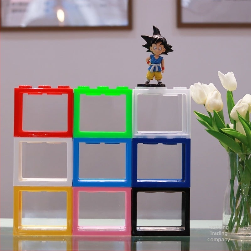 Acvariu din acril pentru pești Betta, cu peisaj miniatural într-o sticlă