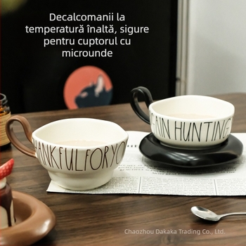 Set ceramic de cafea cu farfurioare, în stil nordic