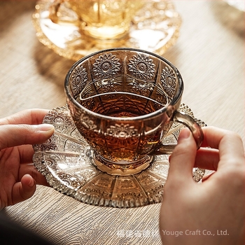 Set de cești de cafea și farfurioare din sticlă, în stil Instagram, luxos, compact, cu design retro embosat, pentru uz casnic