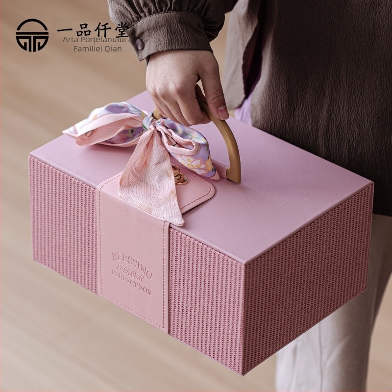 Set de ceai din porțelan cu ceainic cu capac, finisaj glazurat color, include tavă ceramică pentru ceai și cutie cadou — ideal pentru ziua de naștere sau ca dar pentru o prietenă sau mamă
