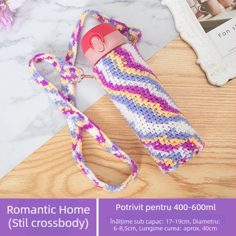 Copertă croșetată pentru pahar cu bretea diagonală, din lână, lucrată manual