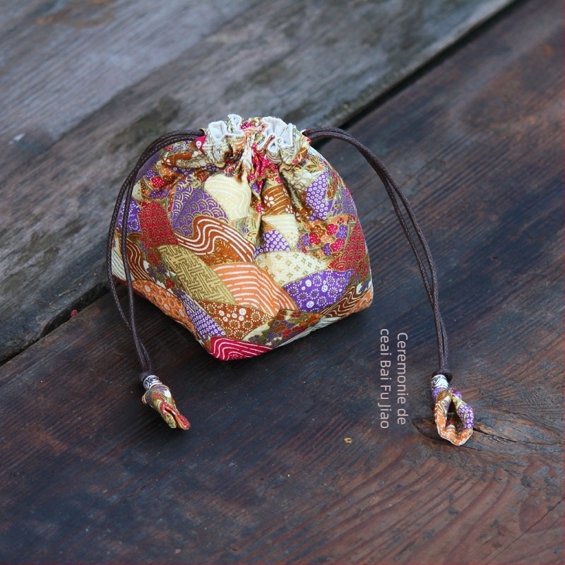 Sac de depozitare pentru set de ceai din material textil gros, bleumarin, pentru ceașcă ceramică și ceainic, închidere cu șnur, portabil.