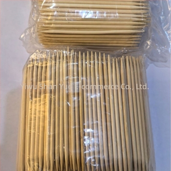 Frigărui din bambus, 4.0 mm × 12 cm, cu vârfuri ascuțite și vârfuri înclinate.