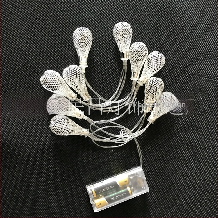 LED colorate care clipesc – șir de lumini cu bile metalice pentru nunți, casă nouă și decor de Crăciun