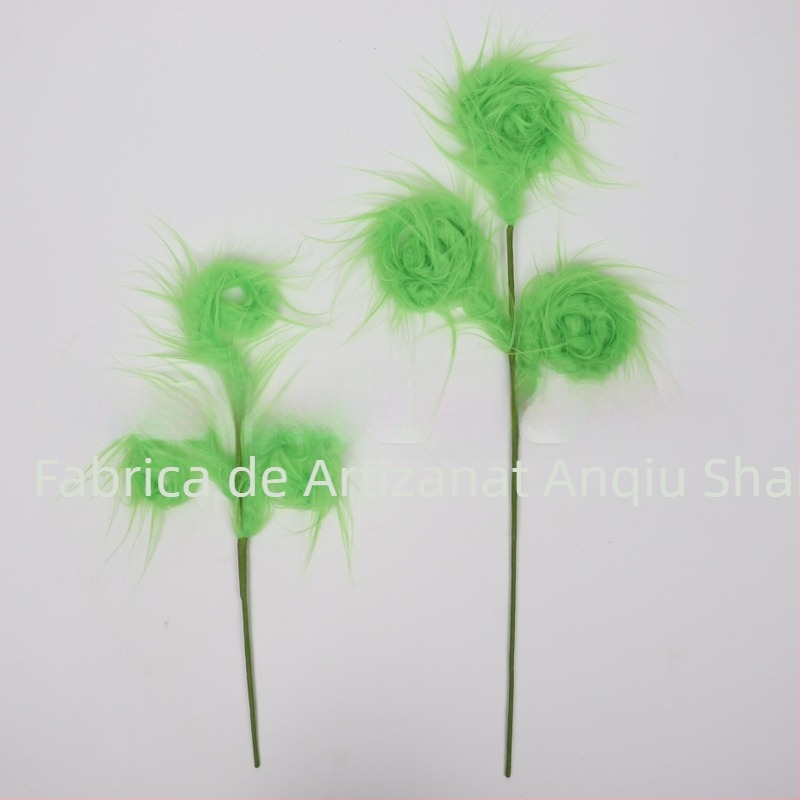 Ornament de Crăciun inspirat de Grinch, elf cu blană verde, pentru crenguțe, lucrat manual