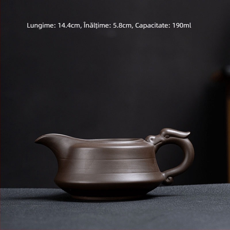 Set de ceai din ceramică, format din trei piese: cană cu filtru integrat, filtru pentru ceai și farfurie.
