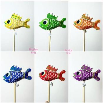 Fenar festiv cu pește — lucrat manual, stil tradițional-clasic, 20 cm, trei moduri de iluminare.