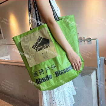 Geantă de expoziție verde, țesută, cu imprimare în stil piele de șarpe, laminație PP și logo