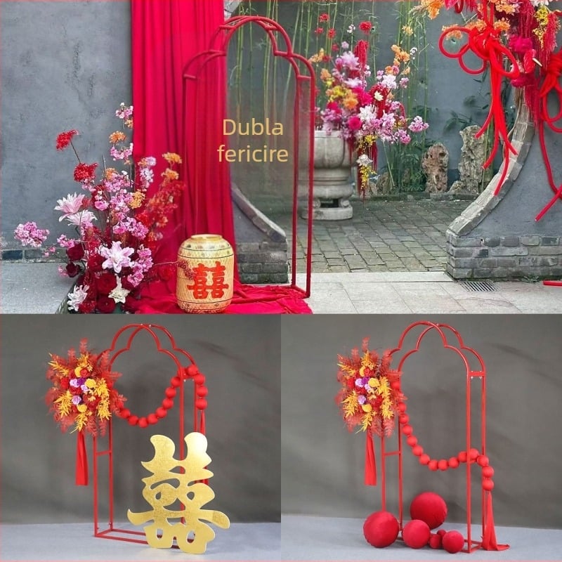 Cadru arcuit din fier pentru decorul de nuntă în spațiu și aranjamente florale interioare