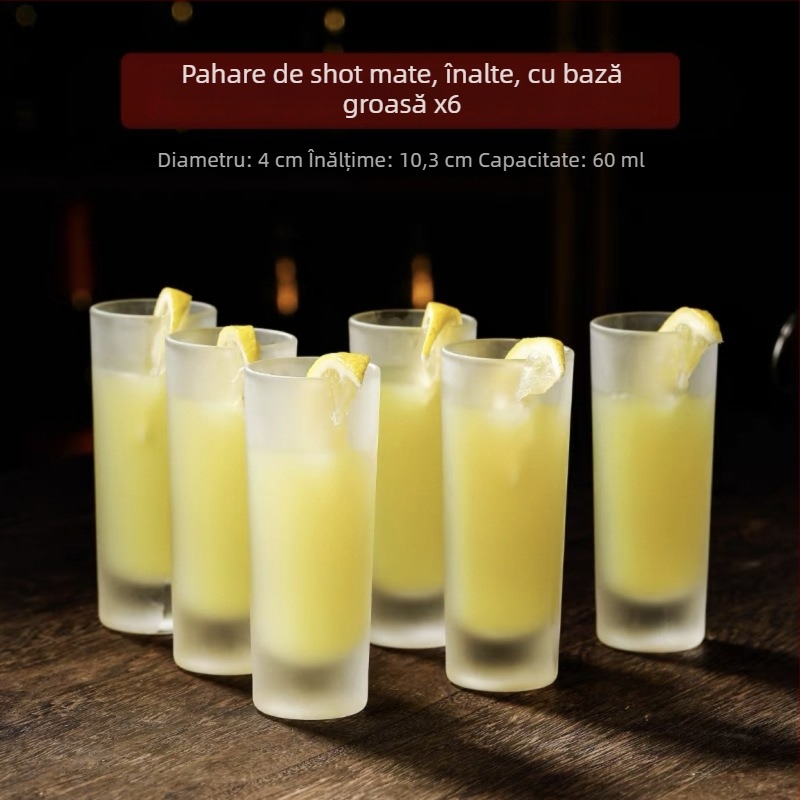 Set de pahare pentru shot în formă de glonț și pahare de cocktail