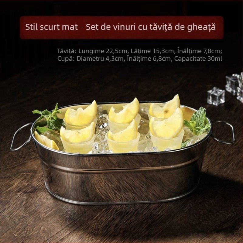Set de pahare pentru shot în formă de glonț și pahare de cocktail