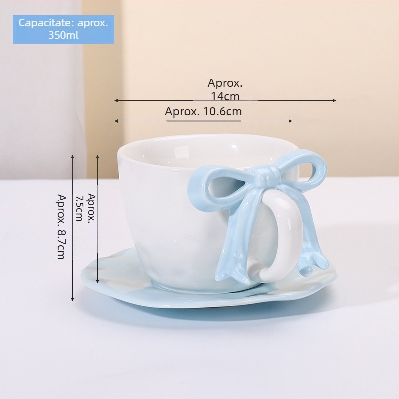 Cană ceramică cu fundă pictată manual, set cană și farfurie