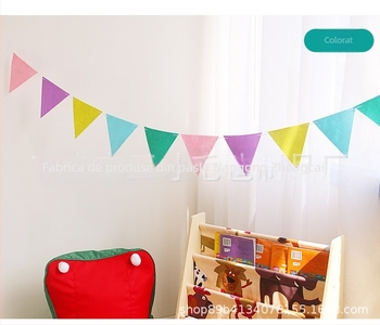 Decorațiune din fetru cu stegulețe colorate pentru grădiniță și camerele copiilor, decor pentru petrecere