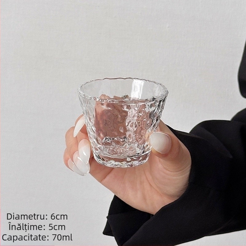 Set saké în stil chinezesc, cu ceainic, cești și pahare de sticlă pentru lichior
