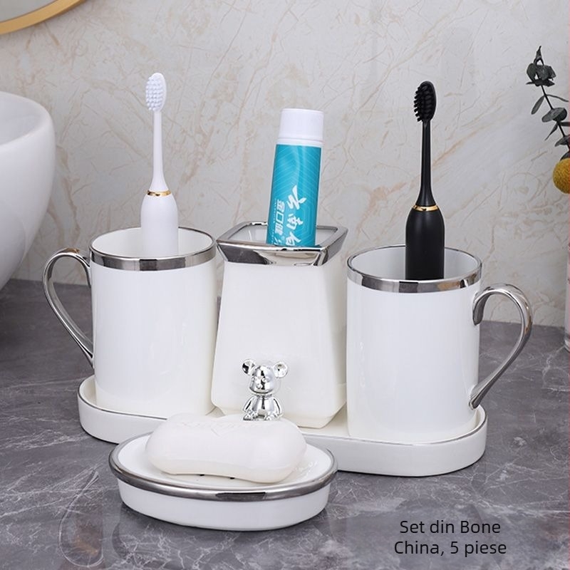 Set din două cești ceramice pentru periute de dinți, cu suport de depozitare