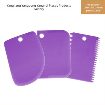 Set de trei unelte pentru decorarea torturilor – spatulă pentru cremă