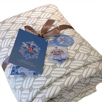 Tehnologie de răcire în stil coreean, covoraș PE moale de răcire, lavabil la mașină, covoraș ice silk, set de cearșafuri cu elastic, set de trei piese pentru pat de 1,8 m